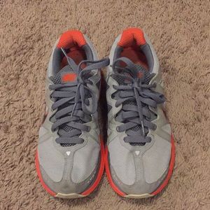 Nike flywire